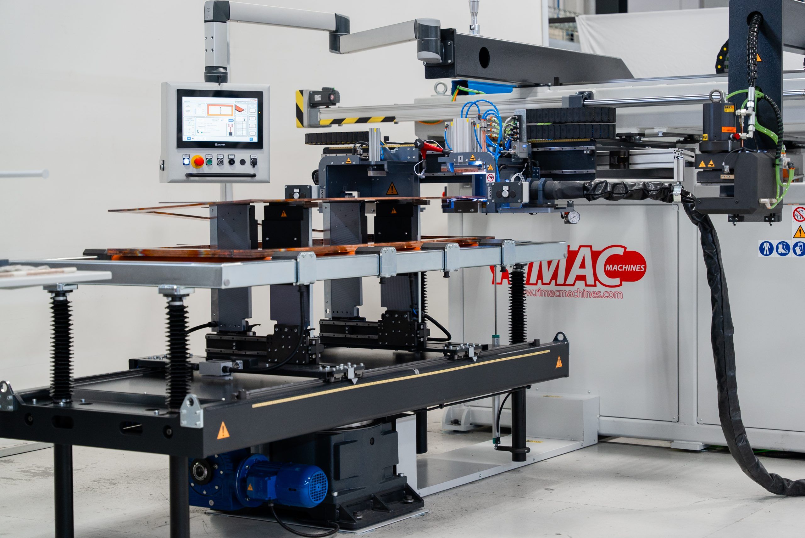 Machines brasage bobines polaires
